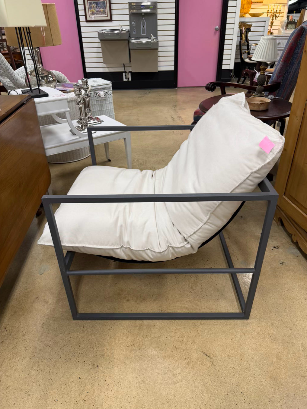 Gray Metal Lounge Outdoor Chair w/ Cream Cushion