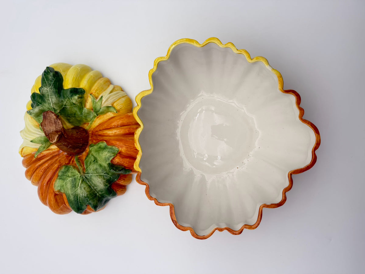 VIETRI Orange Pumpkin Bakeware