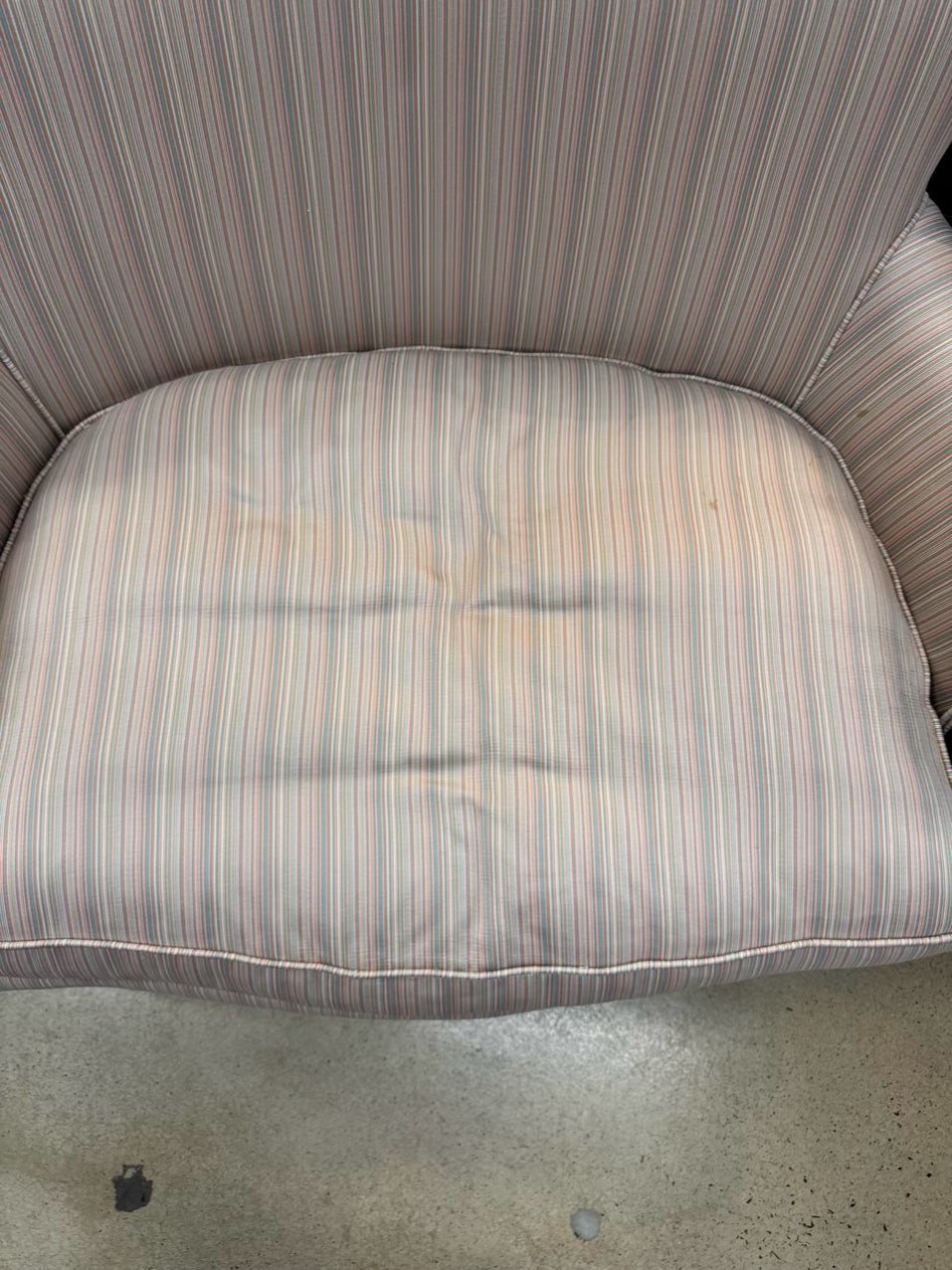 VINTAGE Pink French Chair