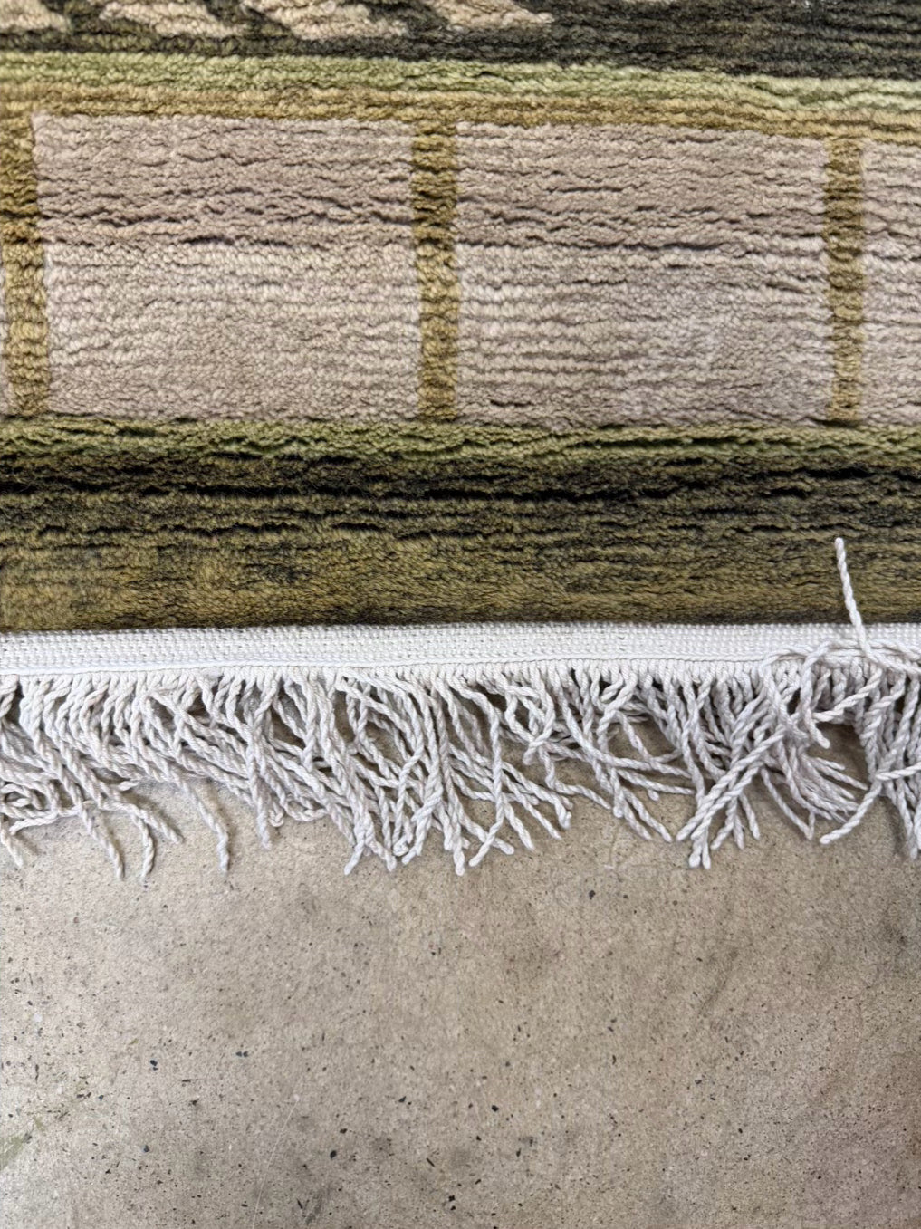 Cream & Olive Trellis Wool Area Rug
