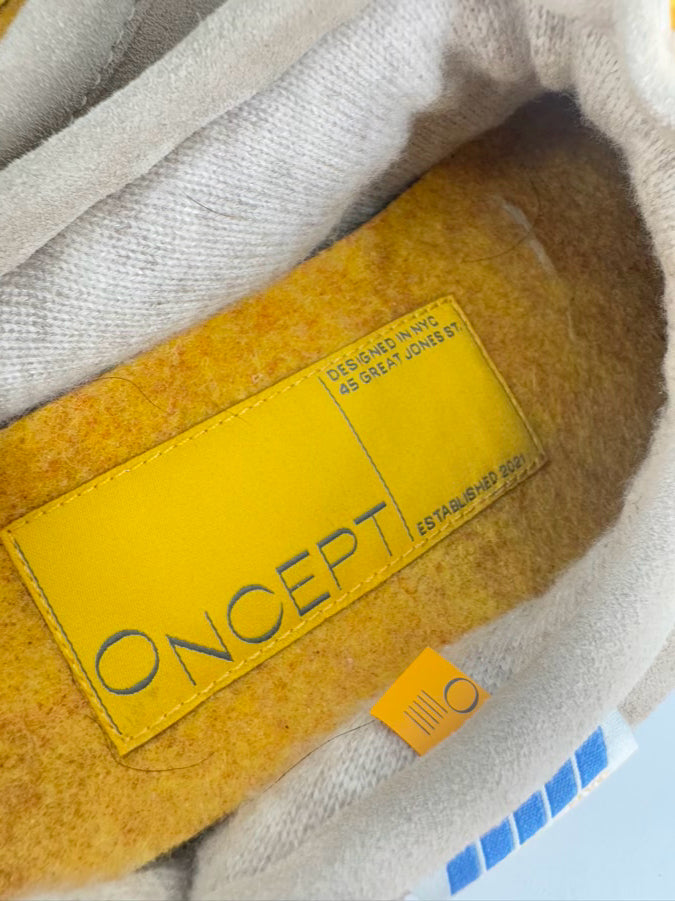 ONCEPT Size 7 Sand Suede Chicago Slippers