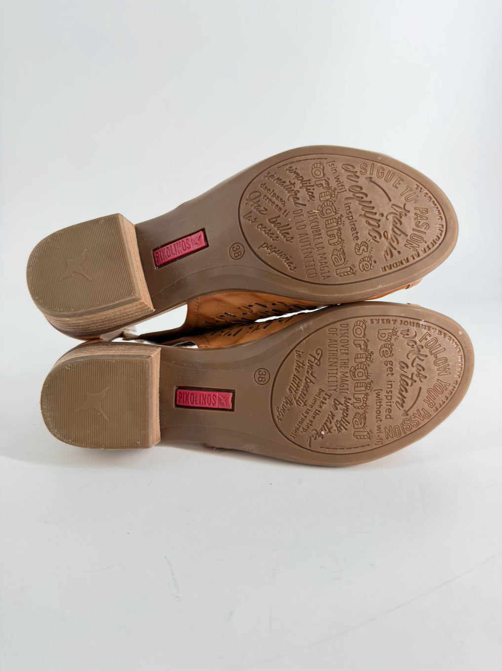 PIKOLINOS Size 38 Cognac Leather Laser Cut Casual Shoes