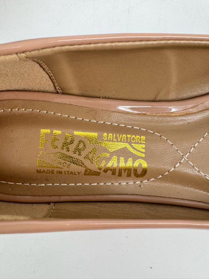 FERRAGAMO Size 7 Camel Leather Flats