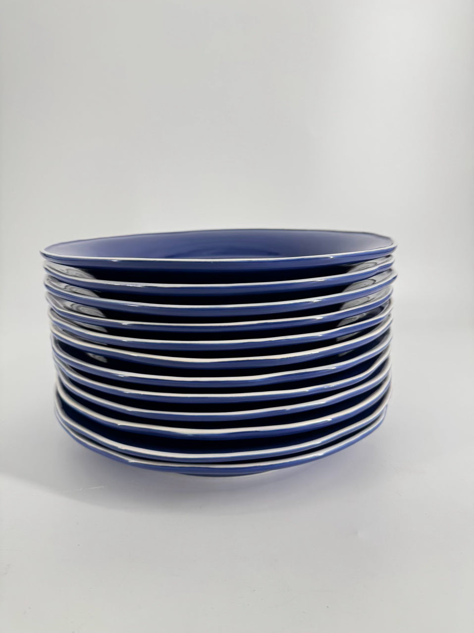 VIETRI Blue & White Trim Ceramic Set of 12 Viva Dinner Plates