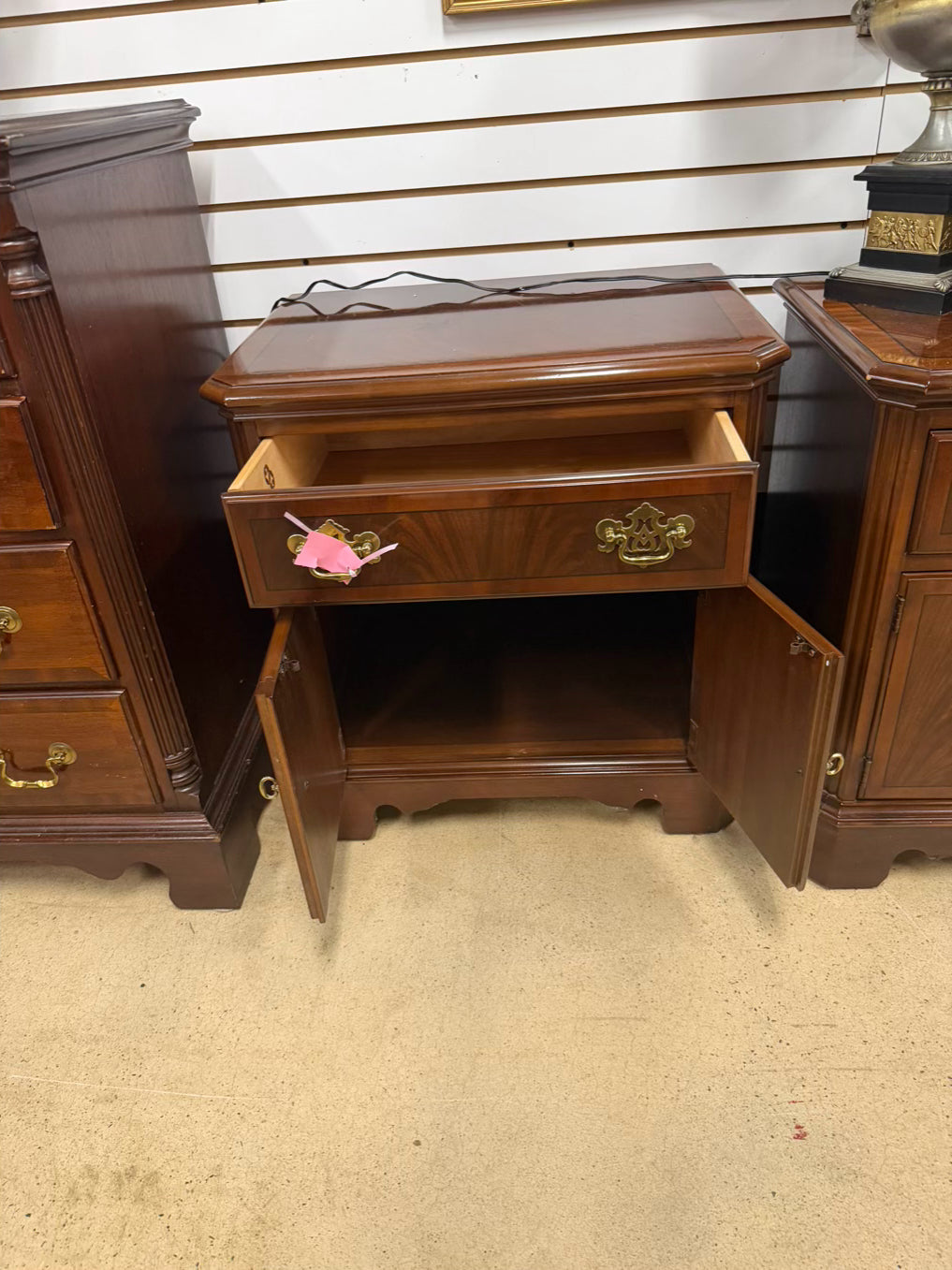 DREXEL Dark Mahogany Chippendale Nightstand