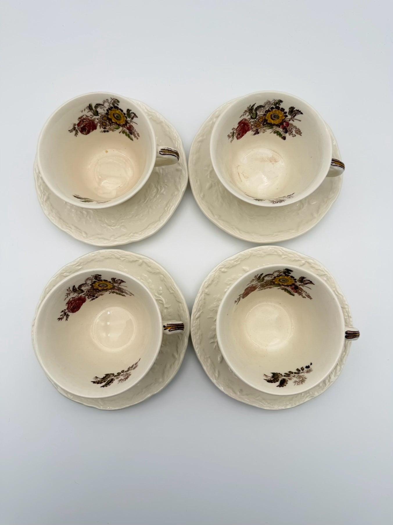 MASON'S Friarswood White & Multicolor Ironstone 5 Piece Dinnerware Setting For 4