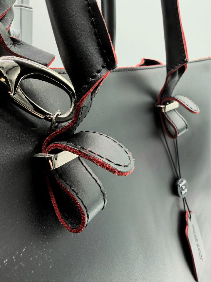 VARRIALE Black Leather Tote Bag