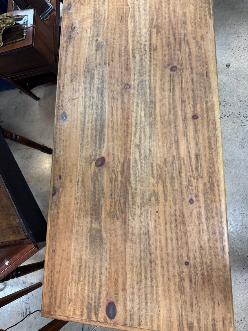 Mellow Pine 2 Drawer Table
