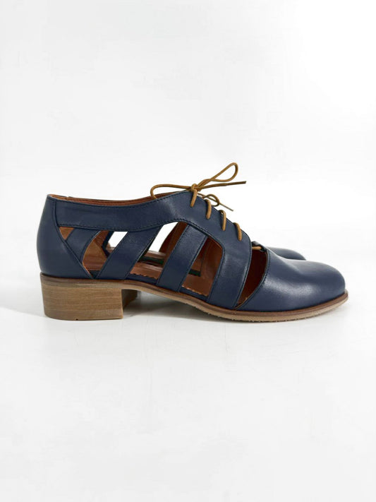 JULIA BO Nassau Cutout Oxfords Size WMNS 38 Navy Shoes
