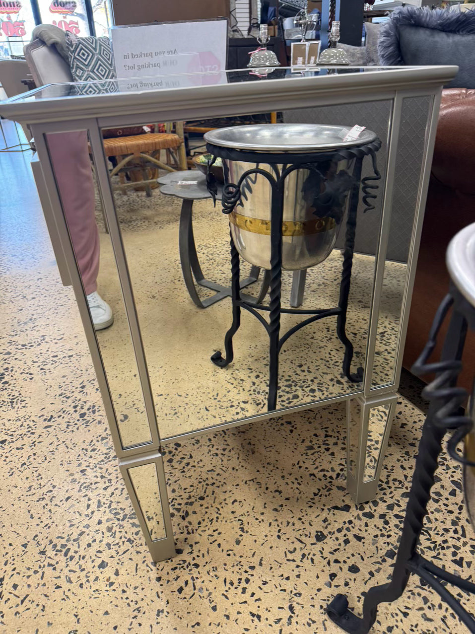 Mirrored 2-Drawer End Table