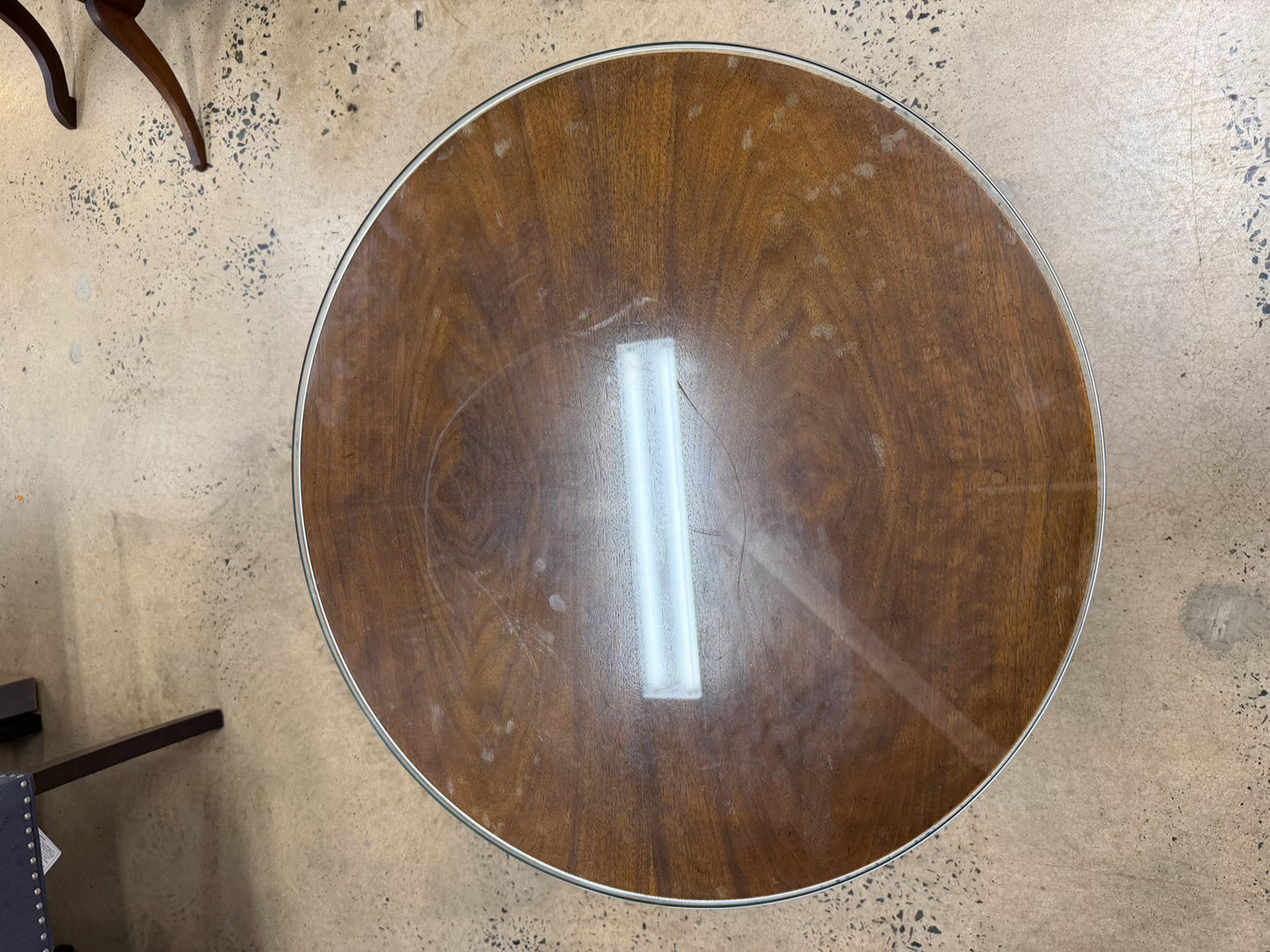 BAKER ROUND Wood Occasional Table w/ Queen Ann Feet & Glass Protective Top