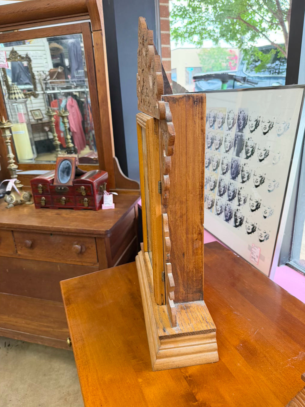 ANTIQUE Medium Oak Clock w/ Gold Bird Design