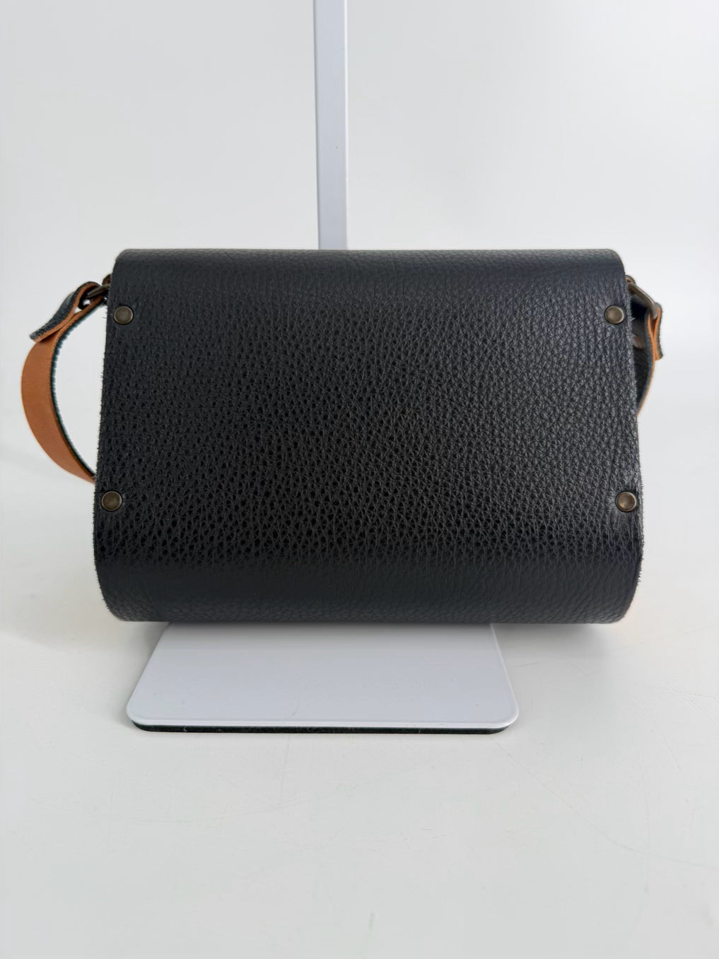 MUD Mini Pear Black Leather & Cork Crossbody Bag w/ Gold Tone Hardware