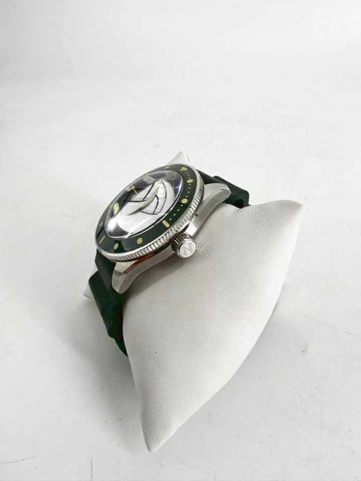 SPINNAKER Green Stainless Steel Automatic Watch w/ Extra Strap & Box