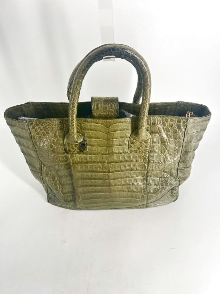 LAI Green Genuine Crocodile Embossed Purse