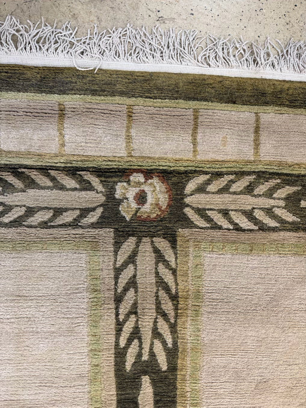 Cream & Olive Trellis Wool Area Rug