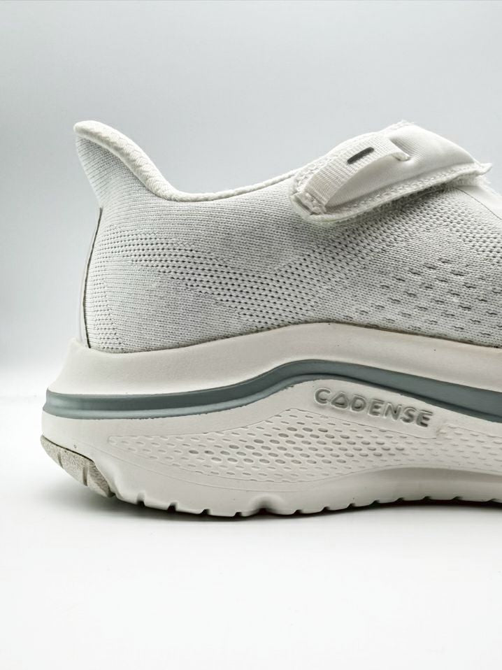 CADENSE Size MENS 12 White Sneakers
