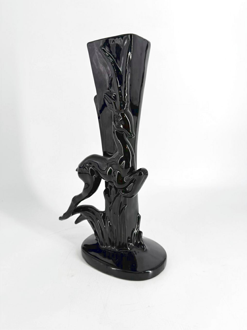 HAEGAR Black Gazelle Vase