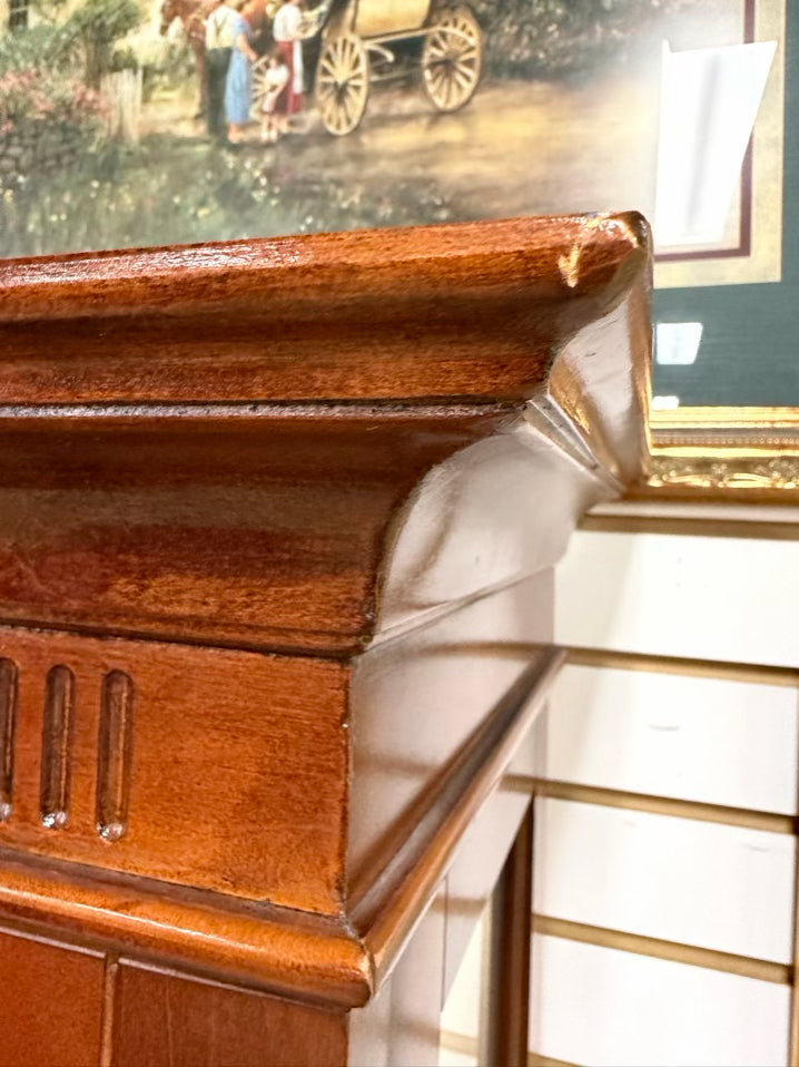 AMERICAN MARTINSVILLE Wood Display Case w/ Light & Glass Shelves
