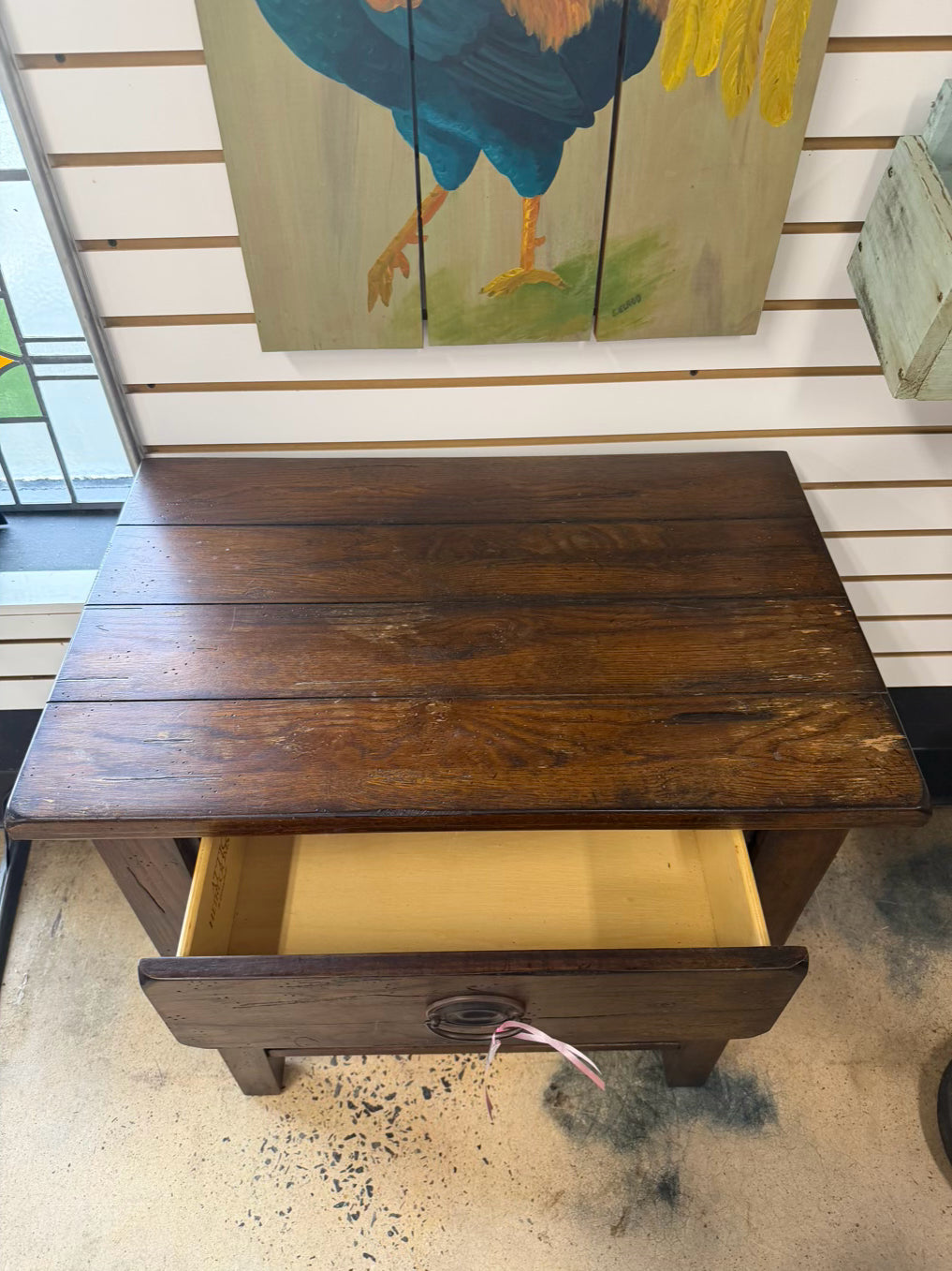 BROYHILL Dark Wood Attic Heirlooms End Table  w/ Drawer