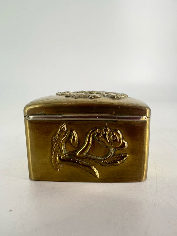 JAPAN Gold Tone Brass 19th Century Floral Trinket Box
