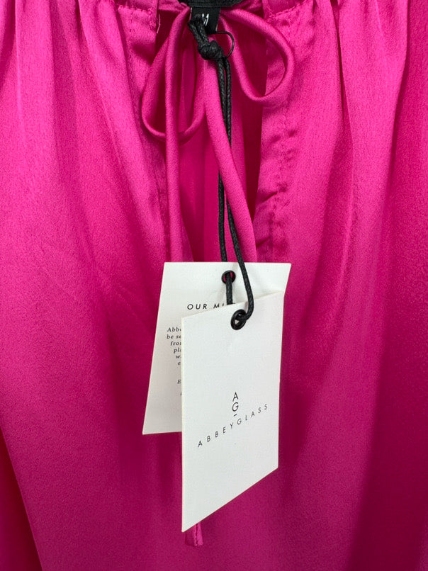 ABBEYGLASS Size M Magenta Sleeveless Gillian Top NWT