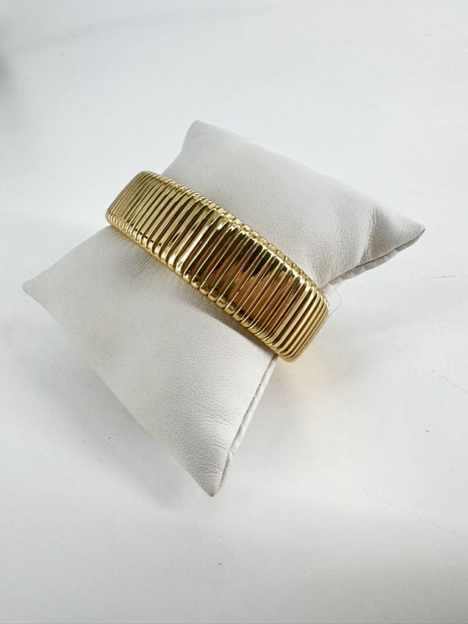 JANIS SAVITT Gold Tone Open Back Cobra Bracelet