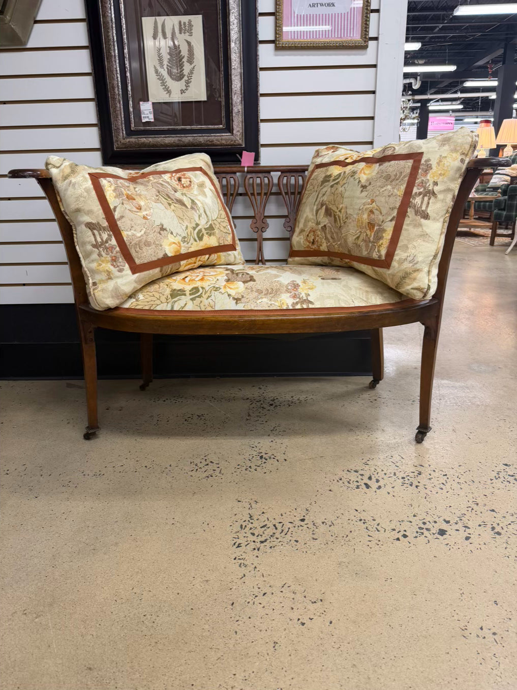ANTIQUE Curved Wood Bench w/ Spindle Back & Pillows