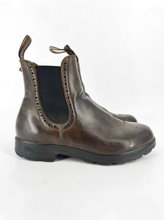 BLUNDSTONE Size 8 Chocolate Leather Boots