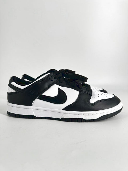 NIKE Size 9.5 Black & White Low Dunks Sneakers