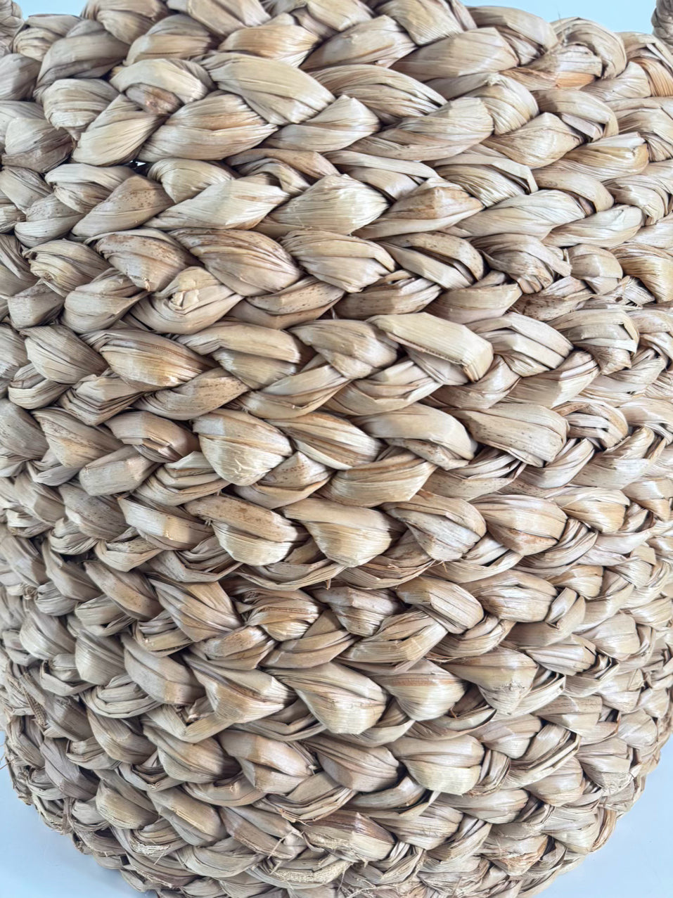 Natural Seagrass Round Basket