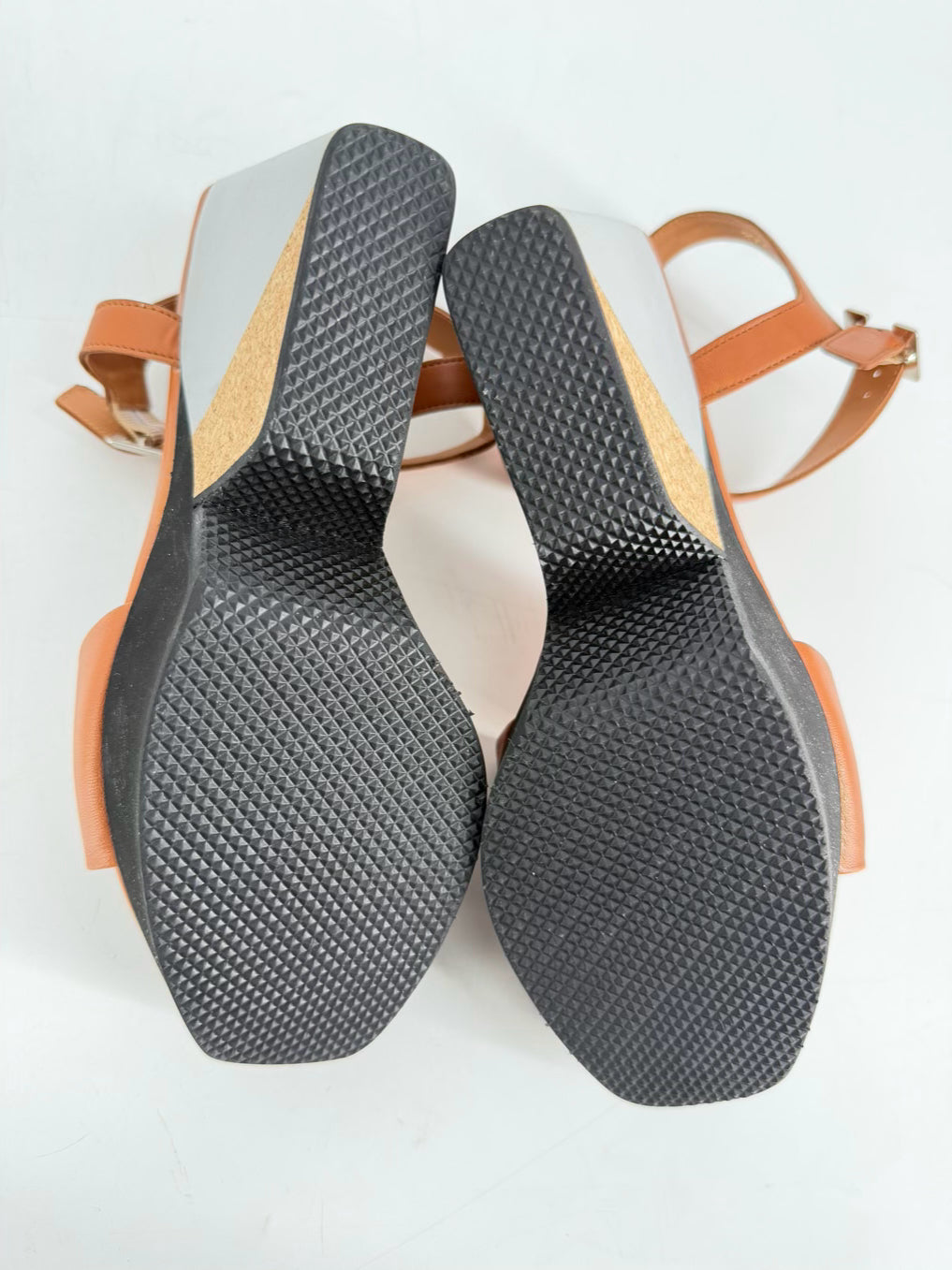 CLERGIE Size 39.5 Cognac Heels
