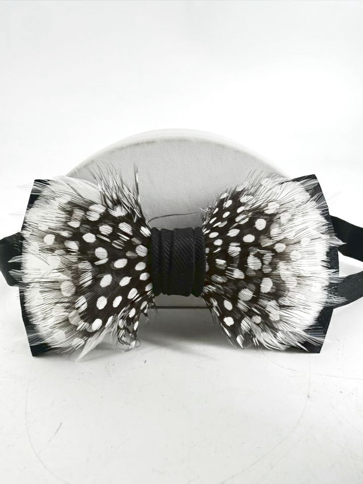 BRACKIDH Gatsby Black & White Guinea Feather Bowtie
