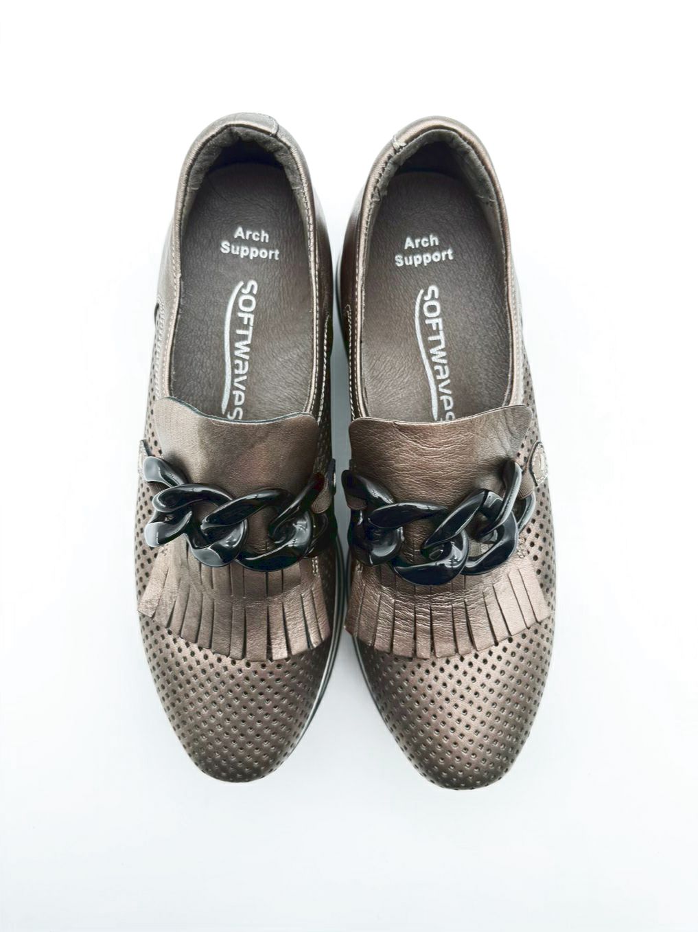 SOFTWAVES WMNS Size 38.5 Metallic Laser Cut Platforms