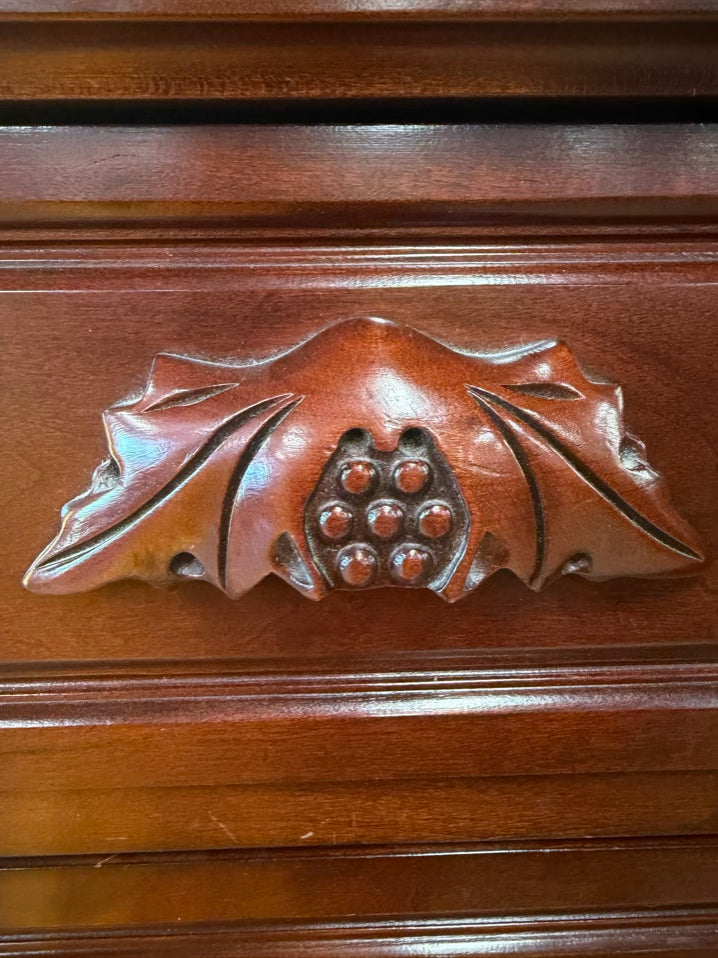 DAVIS CABINET CO Wood Victorian 7 Drawer Chest