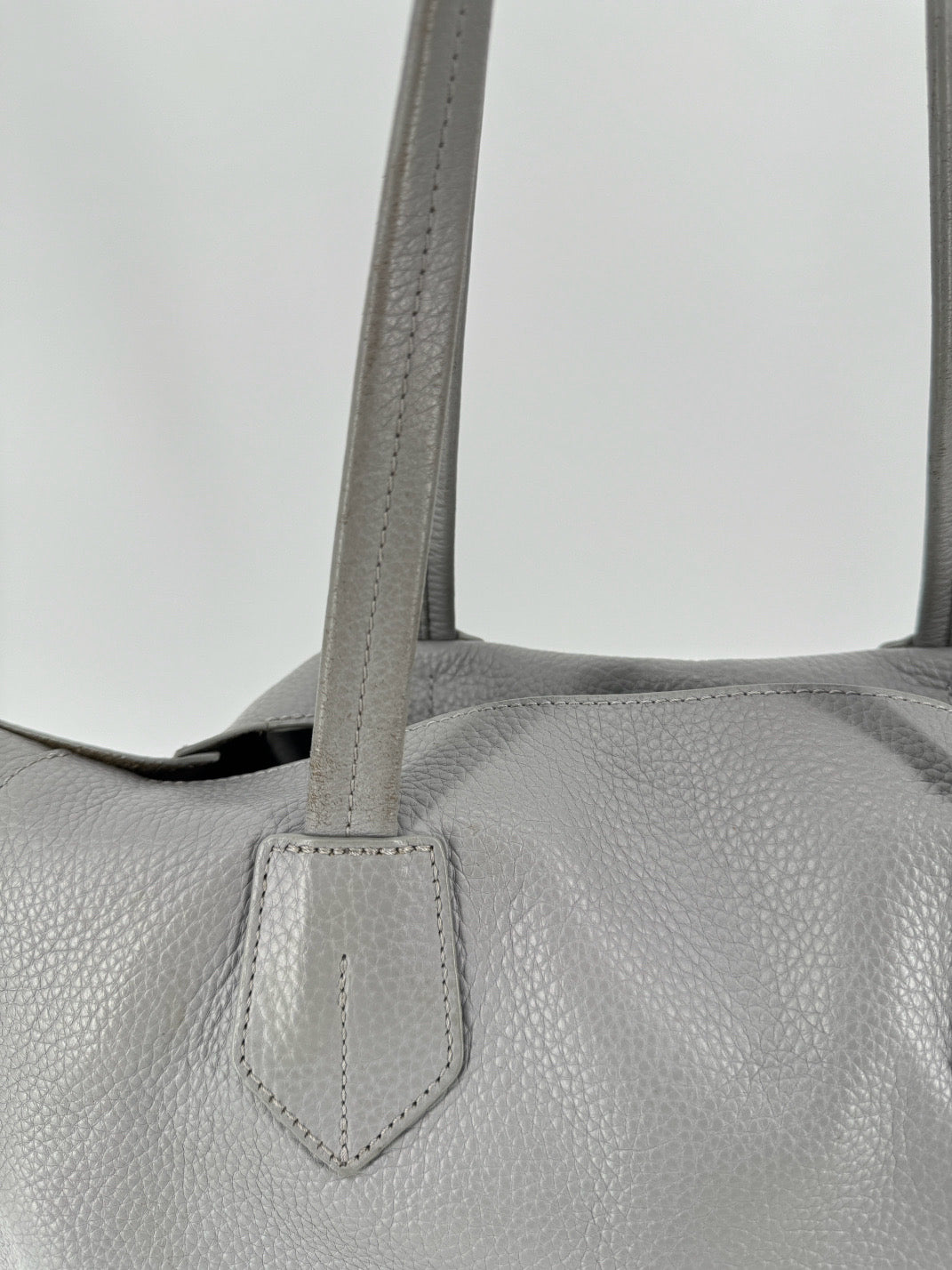 NEELY & CHLOE Ice Blue Leather Tote