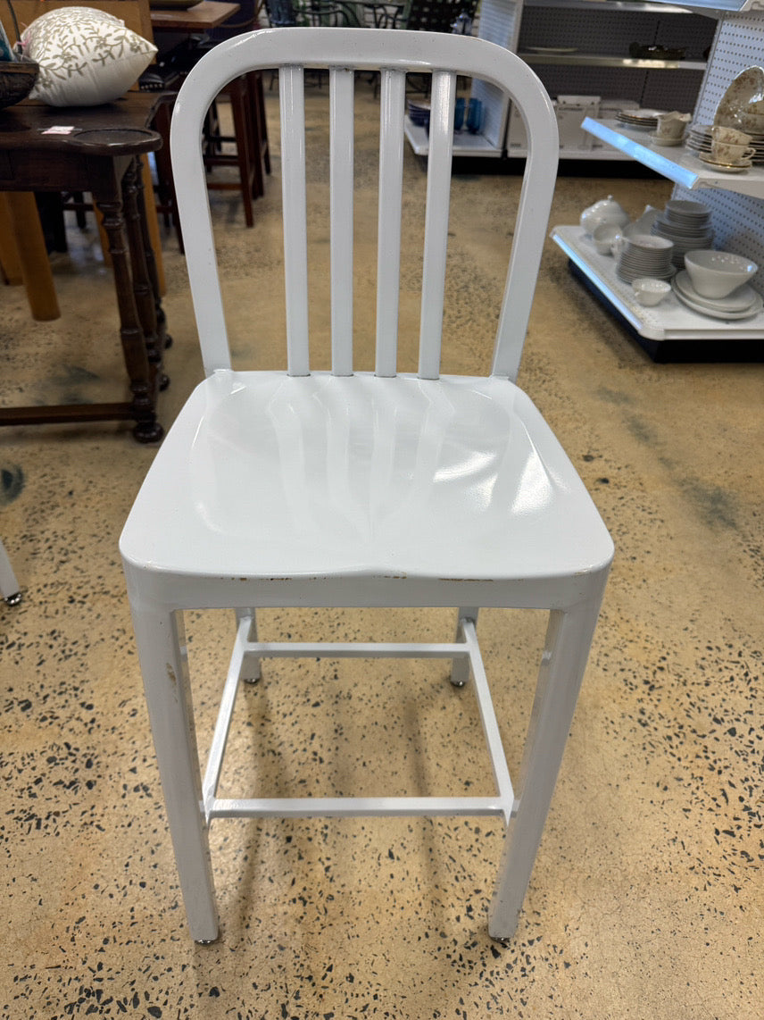 CRATE & BARREL White Metal Set of 6 Counter Stools