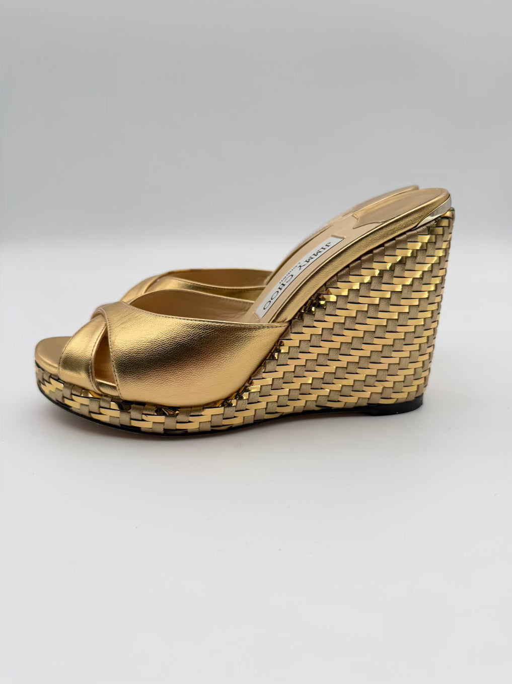 JIMMY CHOO WMNS Size 37.5 Almer Metallic Gold Woven Leather Wedge Sandals