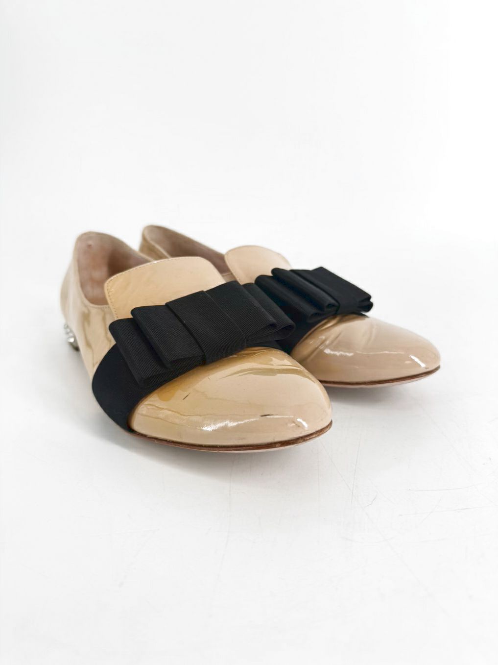 MIU MIU Size 39.5 Beige & Black Leather Bow Crystal Flats
