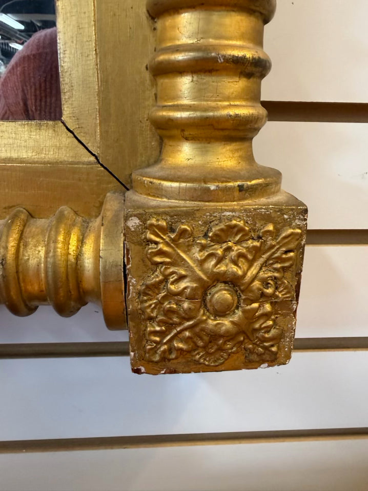 Gold Giltwood Federal Style Mirror