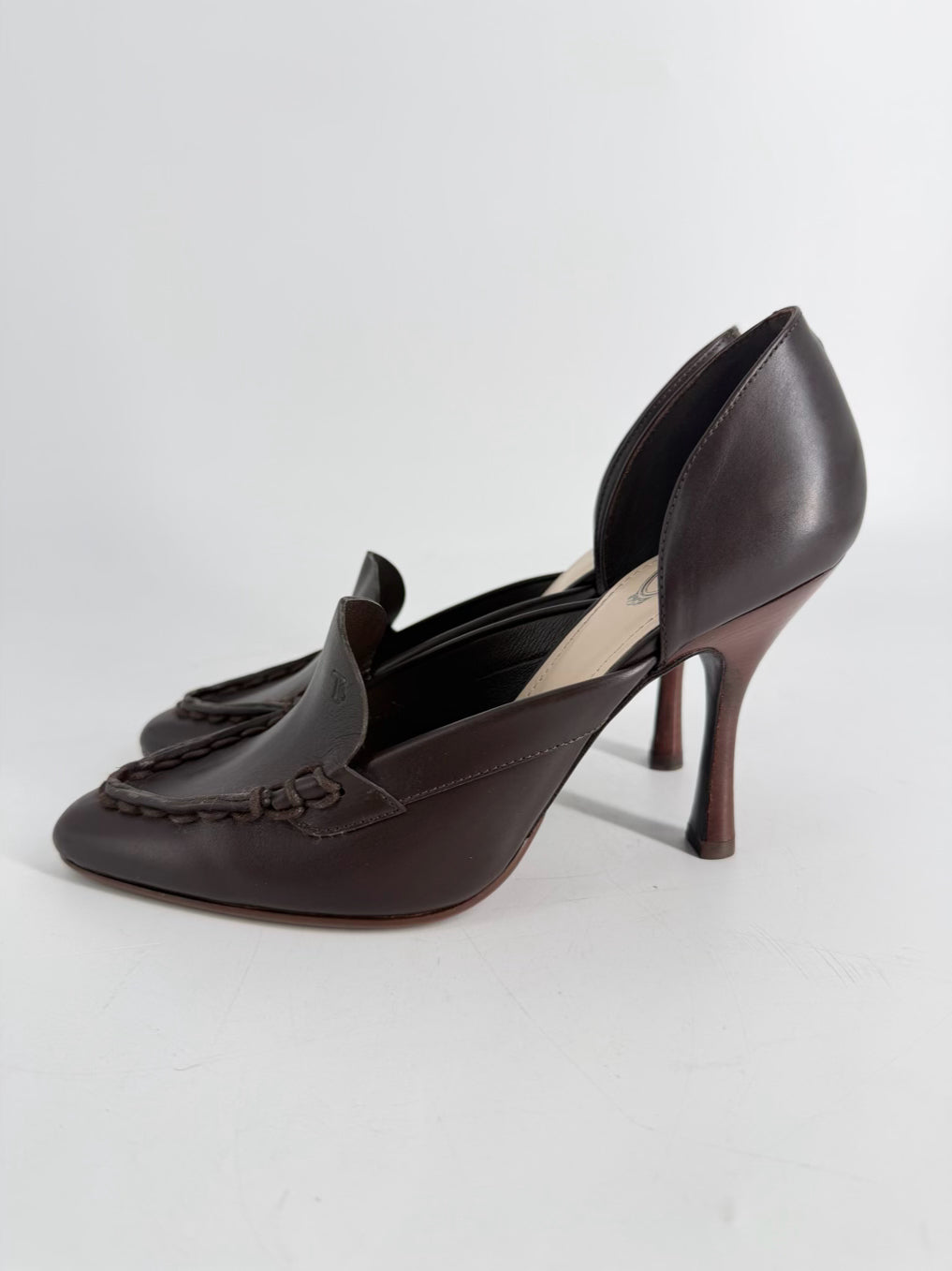 TODS Size 38.5 Chocolate Leather Heels