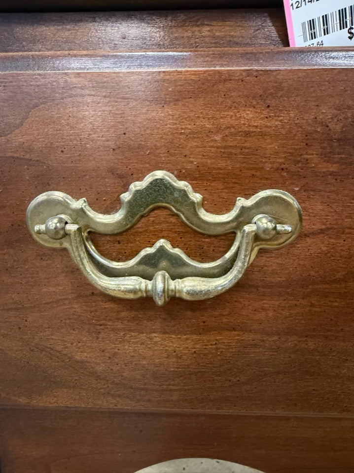 THOMASVILLE Dark Brown Mahogany Queen Ann Low Boy