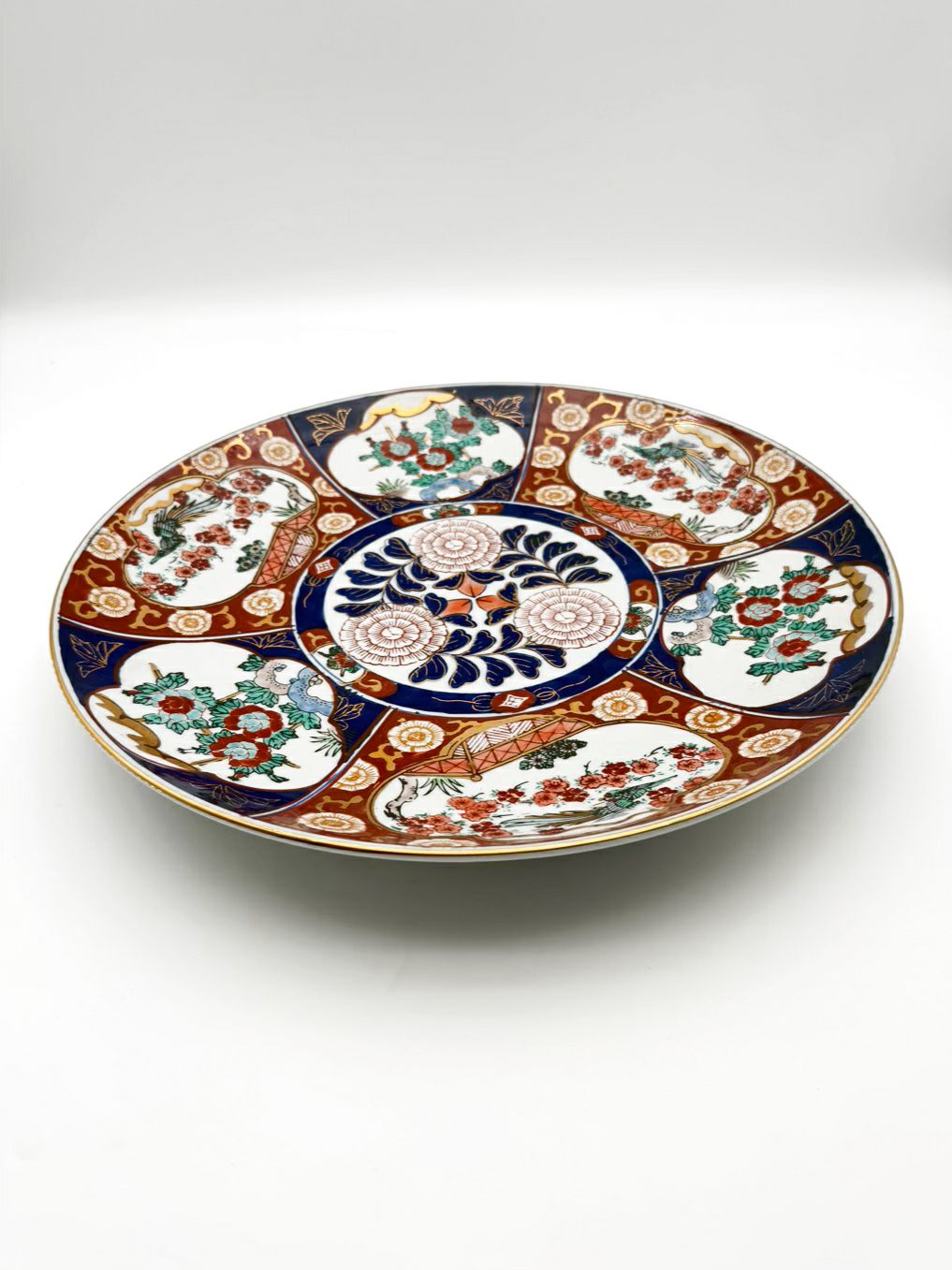 IMARI Rust, Navy & White Porcelain Round Decorative Plate