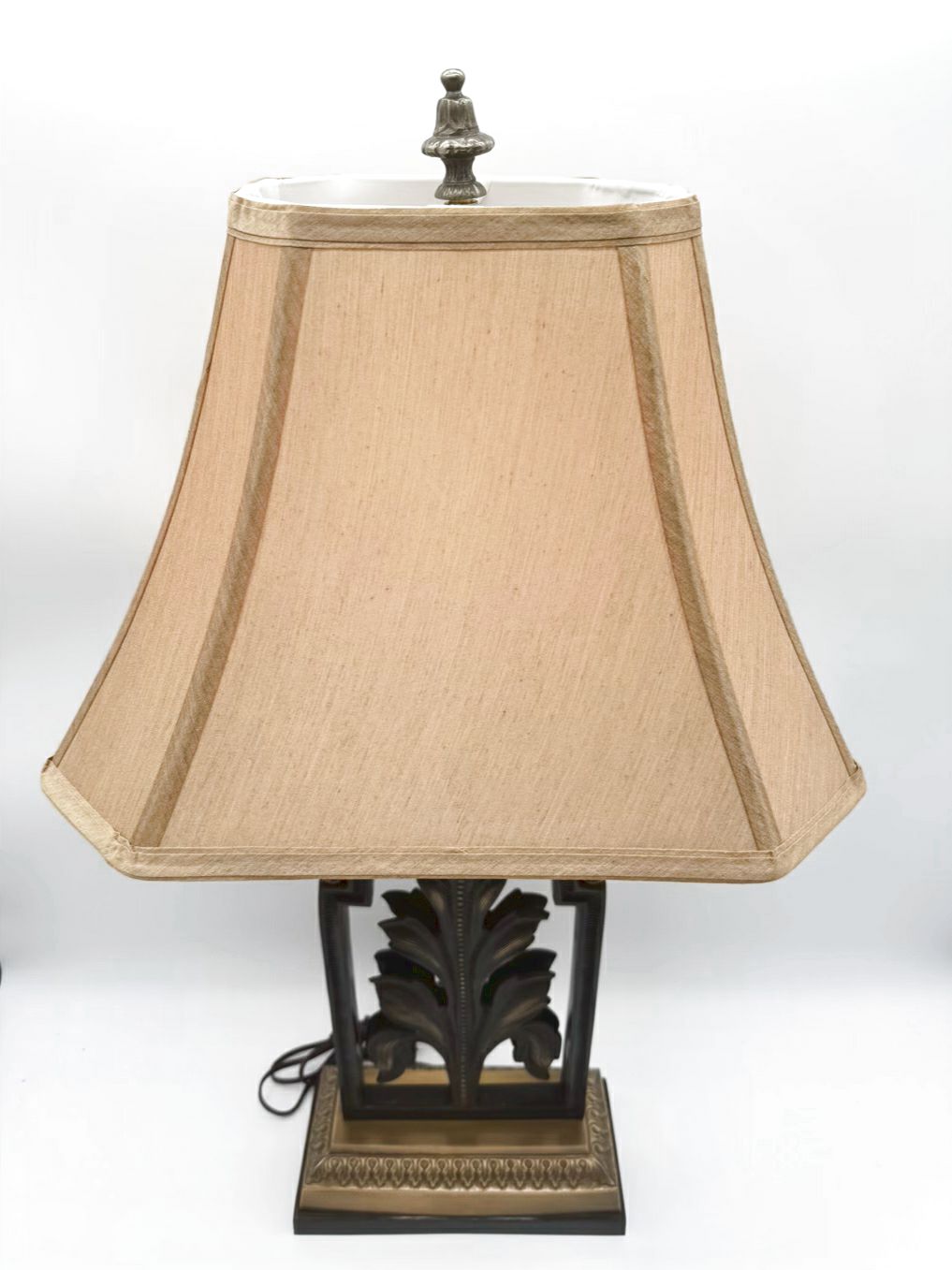 Brass & Metal Fleur De Lis Lamp w/ shade