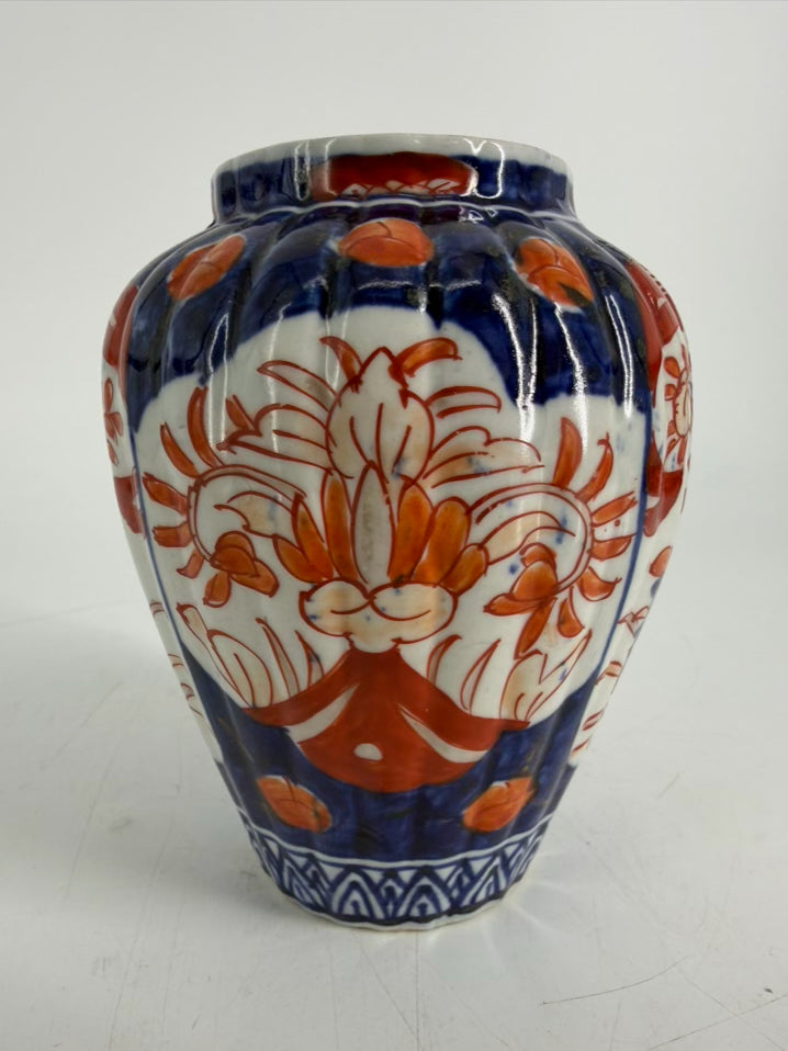 IMARI Brick, Navy & White Porcelain Vase