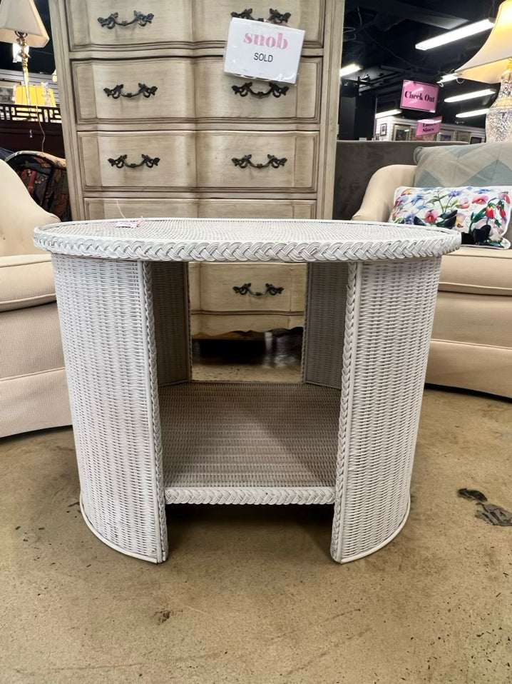 VINTAGE White Wicker Oval End Table w/ Open Shelf