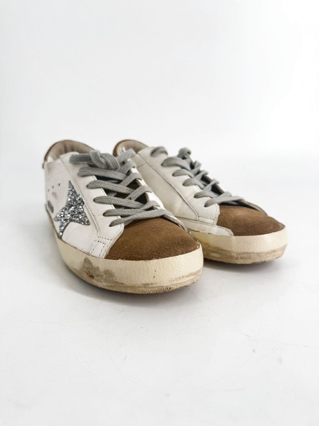 GOLDEN GOOSE Size 39 White & Beige Star Casual Shoes