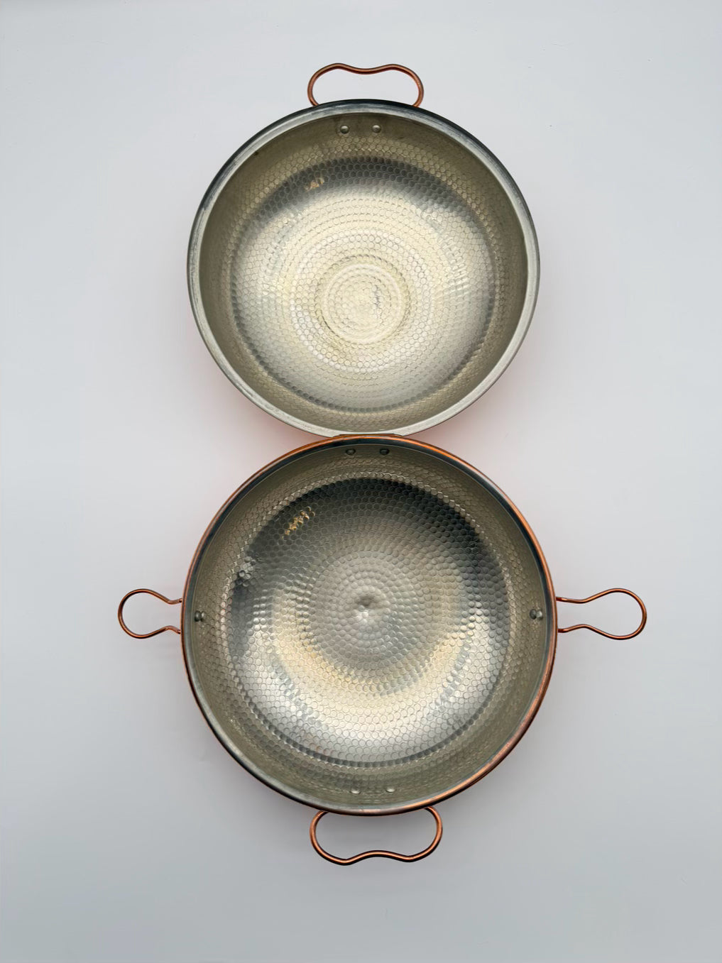 WILLIAMS SONOMA Copper Hammered Cataplana Cookware
