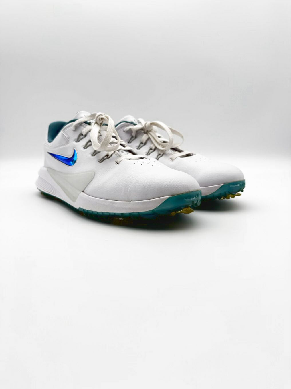 NIKE Victory Pro 4 MENS Size 12 White & Teal Golf Shoes