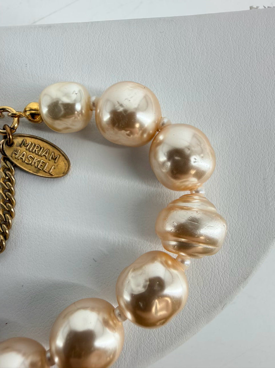 MIRIAM HASKELL Cream Baroque Pearl Bracelet